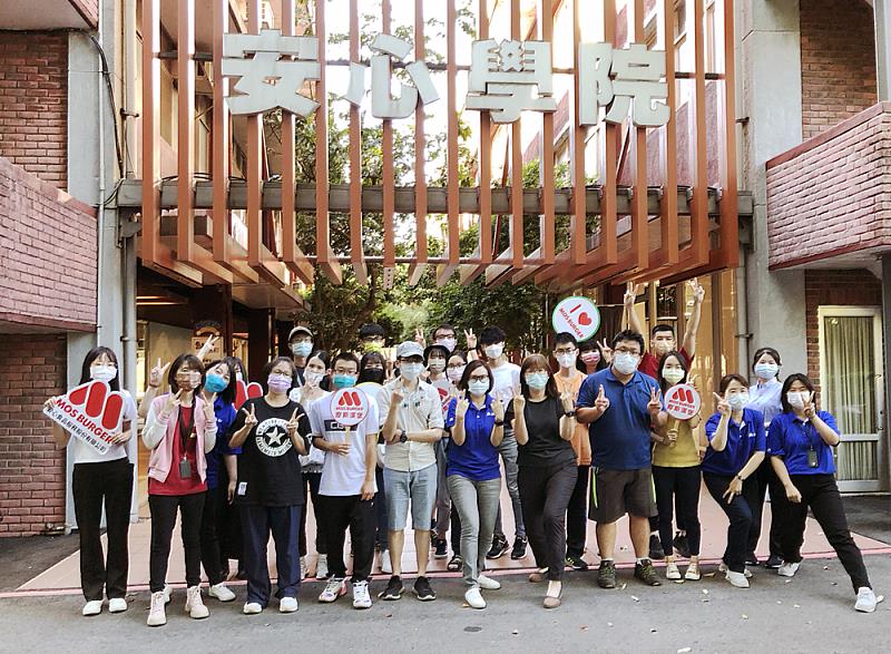 YS青年職涯中心帶領學員至「摩斯安心學院」進行參訪