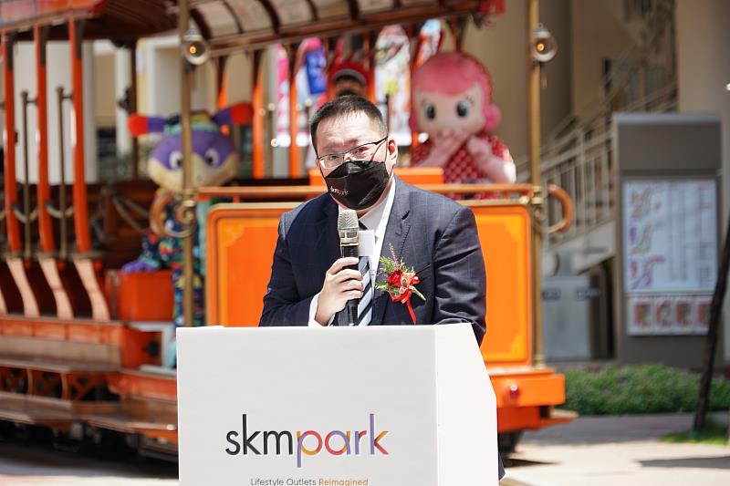 SKM Park Outlets副董事長吳昕昌致詞時表示，SKM Park有超過50個獨家品牌，多元娛樂及各國美食，一定能成為南台灣及國際旅客必訪的景點
