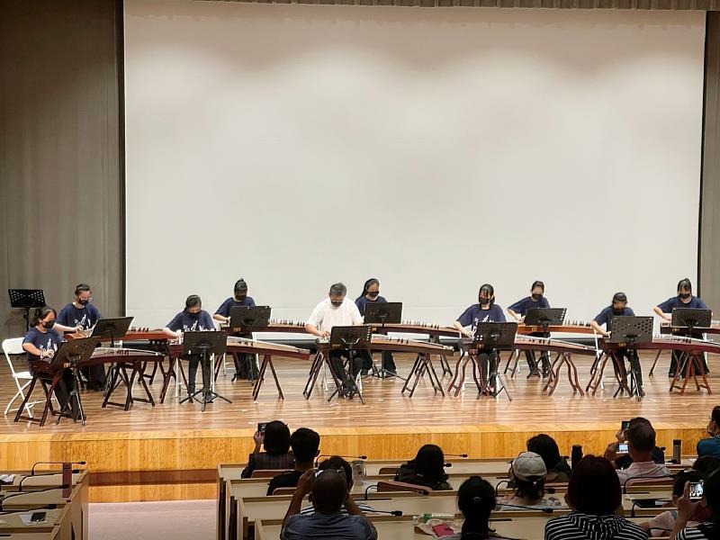 南華大學民音系與嘉義民族管弦團共同舉辦「海陸國樂營」，並舉辦成果展演。