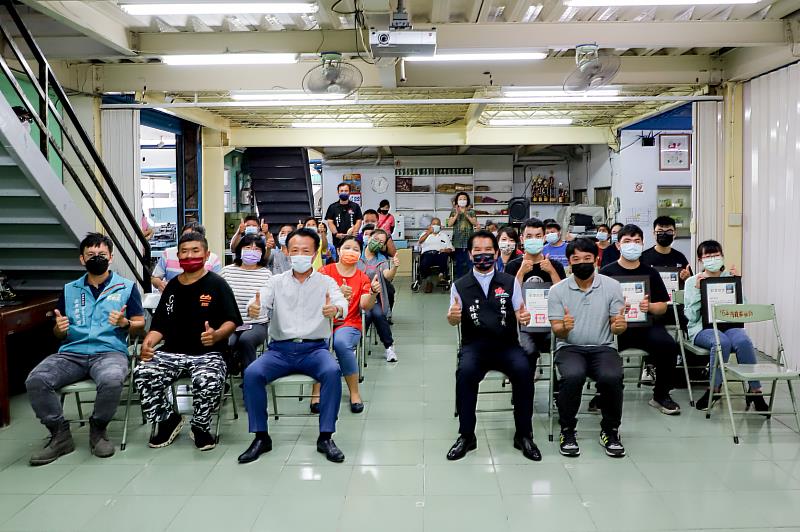 嘉義縣身障學生暑期職場見習結業  學會職場溝通術-3