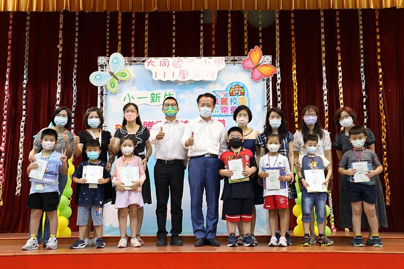 因應全民運嘉義縣提前一週開學！翁縣長參加大同國小迎新 積極宣導防疫