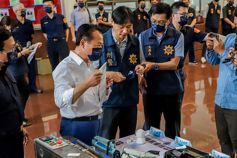 我嘉治安不容挑釁偵破柬埔寨人蛇集團 查獲毒品分裝工廠-3