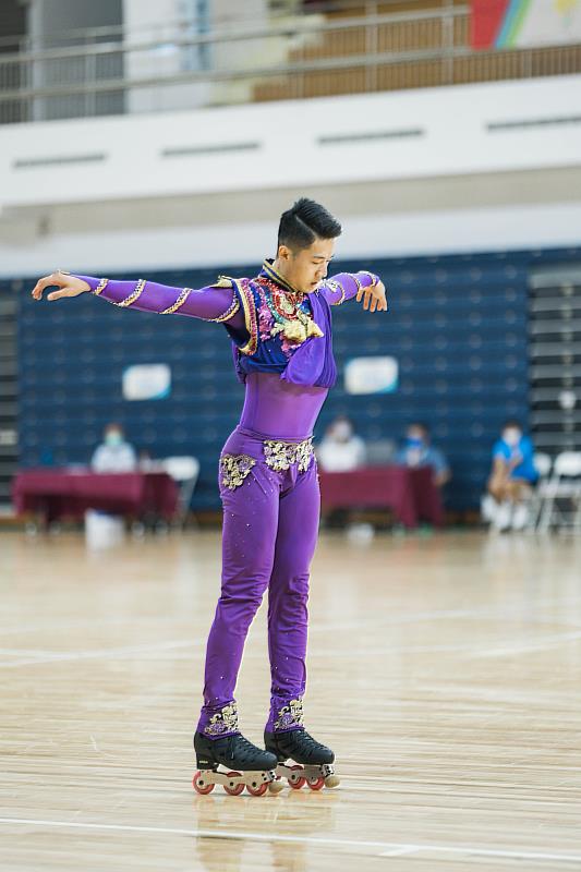 直排溜冰陳毅帆表現卓越  大比分差距奪下金牌-2