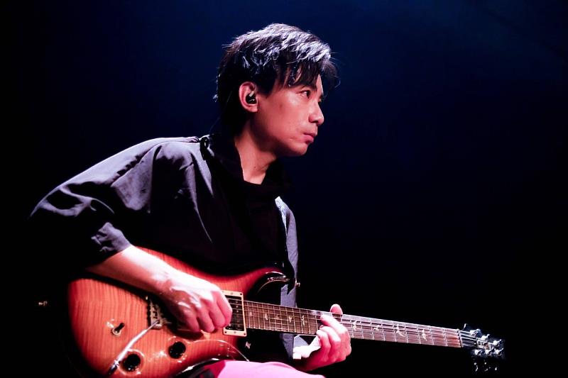 隨心所欲樂團吉他手林修身，曾前往美國好萊塢音樂家學院學習，學成返台活躍於各種演出與教學活動。