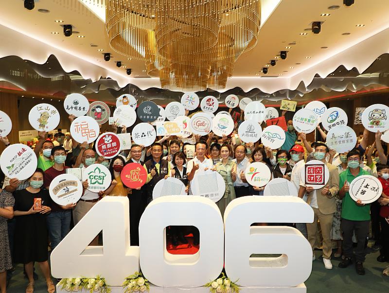 嘉義優鮮再添生力軍！2022年遴選406項產品 翁章梁勉勵業者：有品牌就有責任