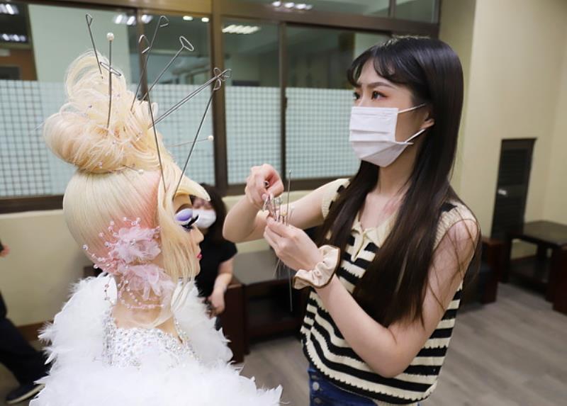 育達科大郭家彤同學平時為比賽時常練習到凌晨才休息