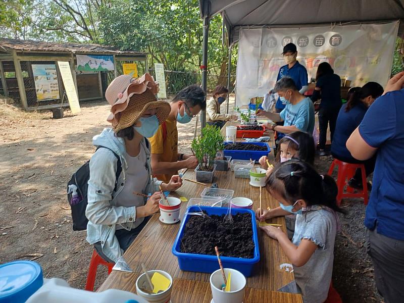 「植感DIY」—透過手組盆栽認識原生植物