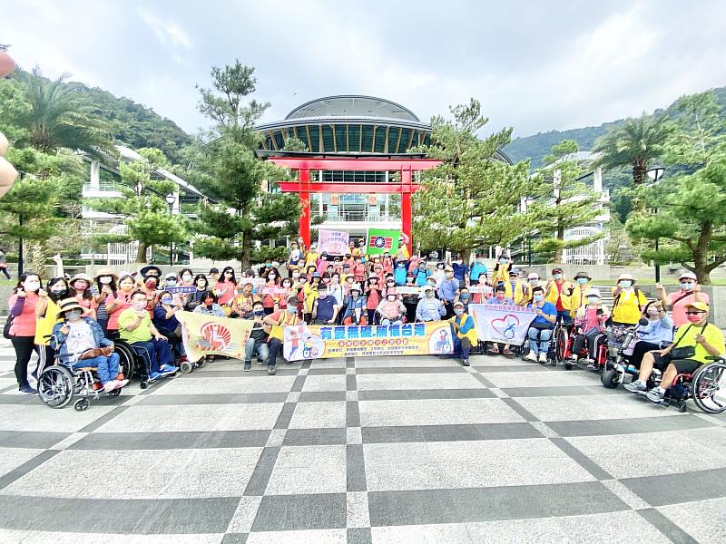 111年彰化縣救國團「有愛無礙·關懷台灣」陽光身障之旅  帶領身障朋友走出戶外，圓夢翱翔！