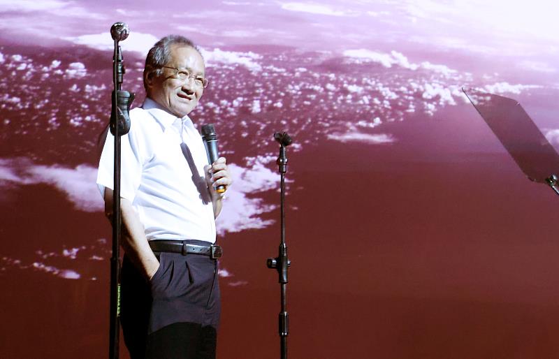 「BBC地球脈動II影像音樂會」搭配主持人李家維教授生動導聆，成為目前台灣最大規模的生態音樂會。圖／聯合數位文創提供