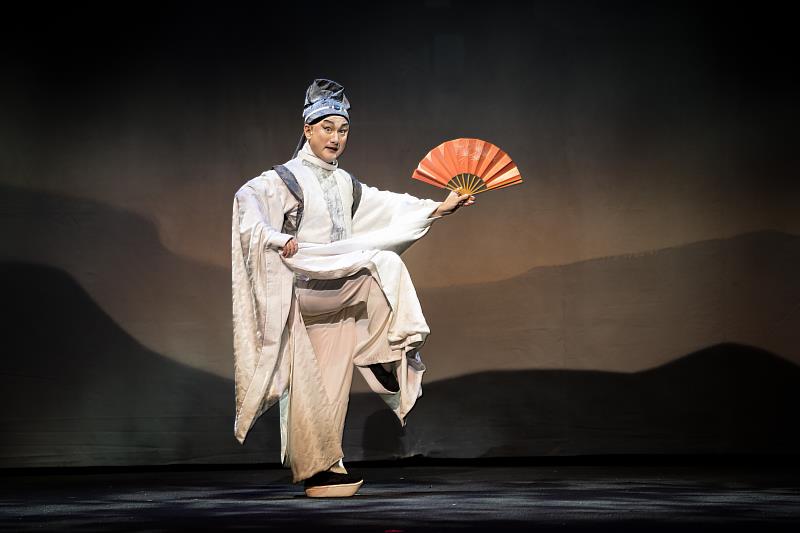 溫宇航突破以往溫文儒雅小生框架，飾演伶人年光