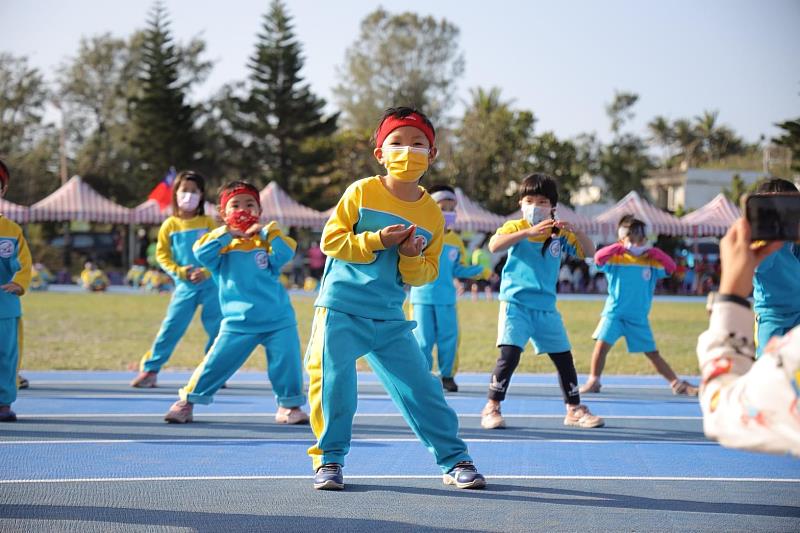 臺東縣府持續推動國中小學運動操場及周邊設施整建計畫 今年成功爭取3千萬經費改善寶中等4校