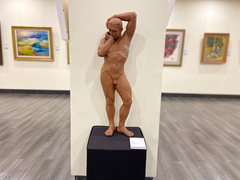 新北市現代藝術協會會員鐘世華作品〈沉思〉