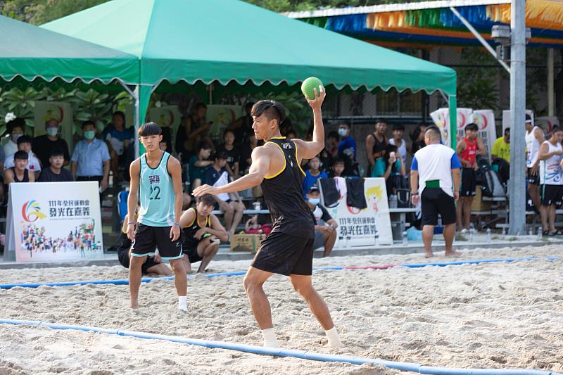 全民運沙灘手球持續激戰！男女分組四強出列