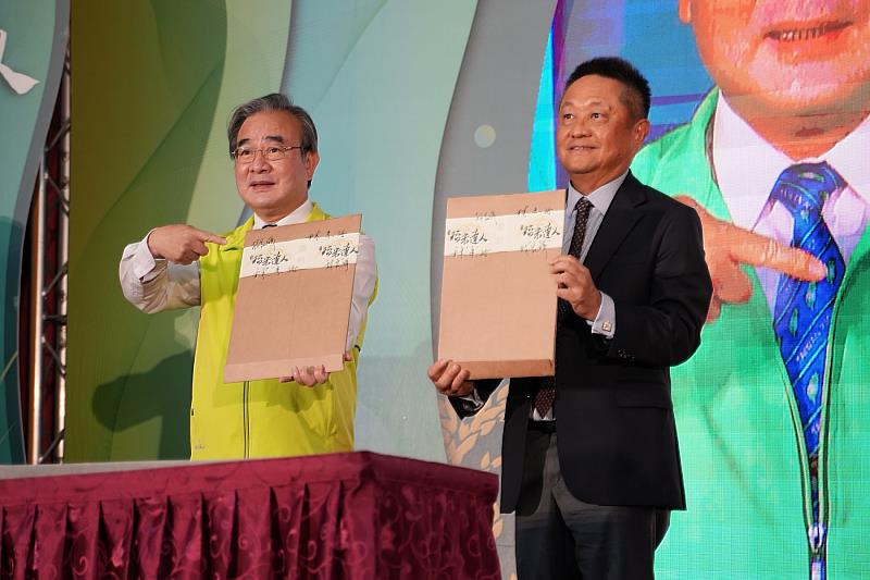 「臺灣稻米達人冠軍賽」遞交農友編碼彌封信封，賽制規劃嚴謹  評審過程透明公開