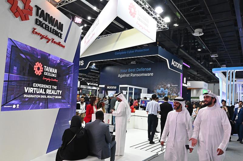 2.台灣精品館於杜拜海灣資訊科技展(GITEX)展出