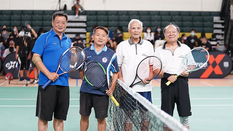 圖說四：左起樹德科大陳武雄主秘、林善義會長、呂銘傳董事長、梁惠強會長