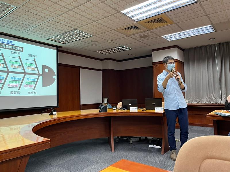 國立員林家商楊國霖教務主任