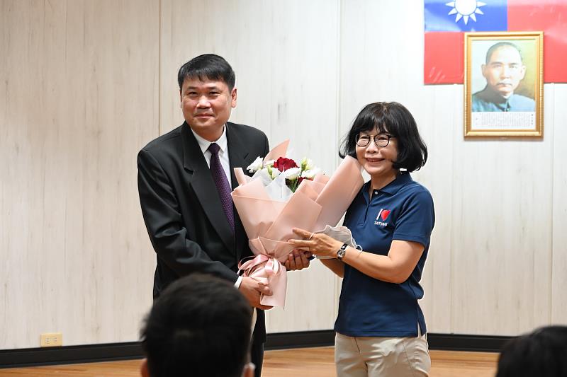 東縣衛生局長孫國平今佈達履新  縣長饒慶鈴期許再為臺東醫療再升級注入新能量 讓臺東更健康