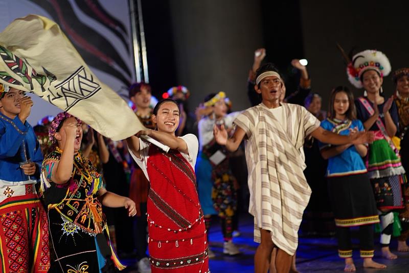 山中杏林社幹部交接授旗儀式