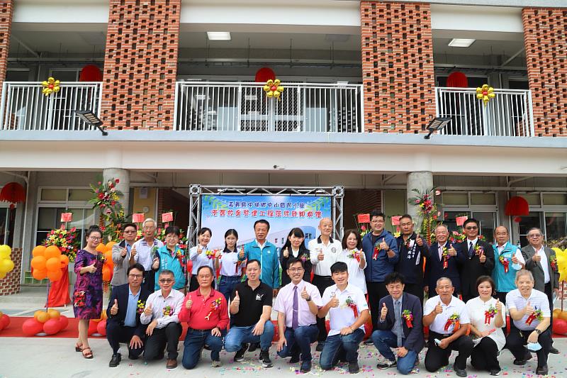 中埔鄉中山國小新建校舍落成啟用 翁章梁：投資教育絕對值得
