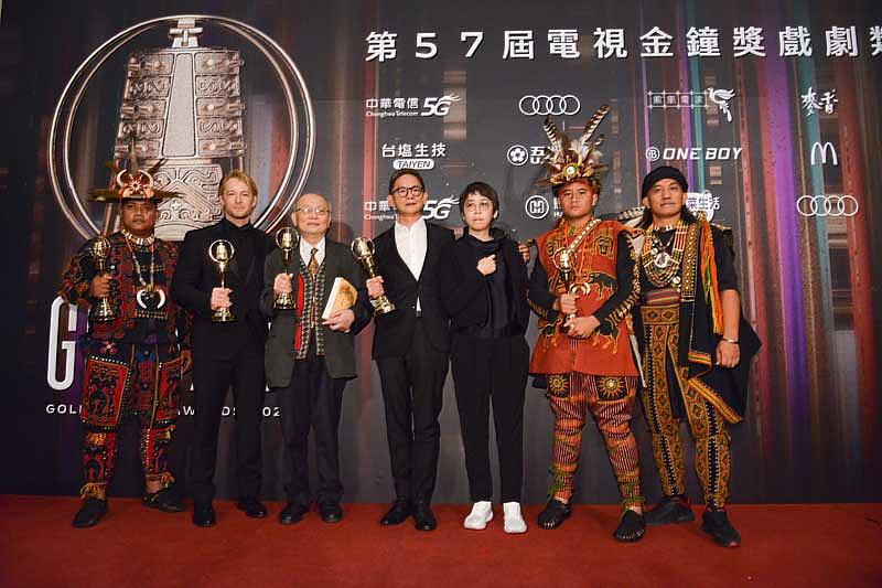 圖二：《斯卡羅》榮獲金鐘57戲劇節目獎、視覺特效獎、燈光獎、最具潛力新人獎（三立電視提供）