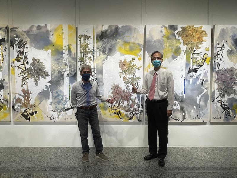 尹館長與作者廖本生老師