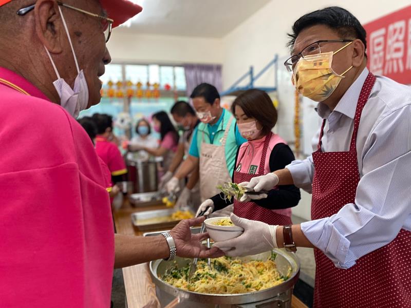 鹽埔鄉三聖宮社區關懷據點慶揭牌