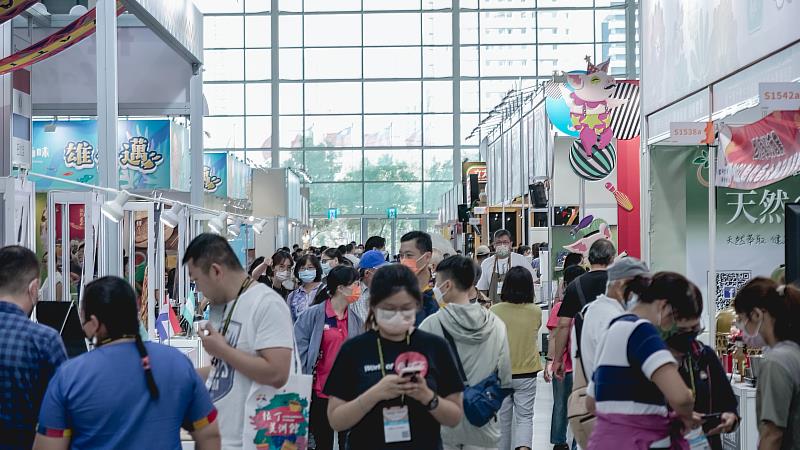 3. 展期四天人潮絡繹不絕、買氣熱絡。(貿協提供)