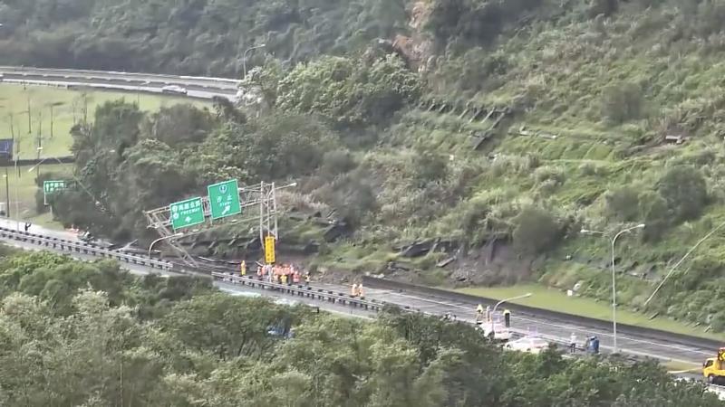 另國道高速公路用路人可參考高速公路局北分局建議，改道行駛國道3號基金交流道往南。