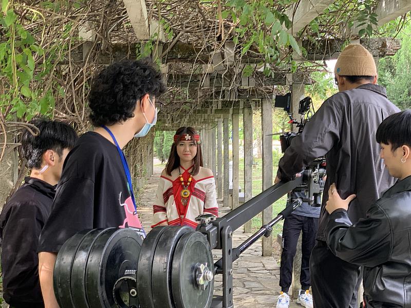 眾多同學喜歡K-POP，重點打造韓流課程