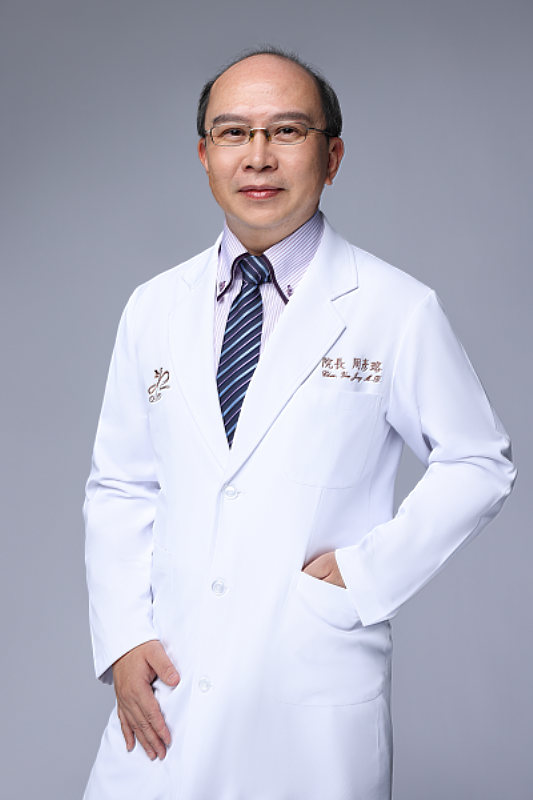 秋冬傳染病高峰來臨，瀚威中醫院長周彥瑢建議忙碌的民眾可利用漢方保健飲品提升日常防禦力。