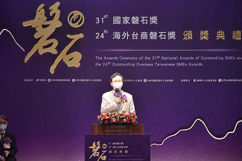 童振源相信海外臺商是臺灣企業邁向國際最好的幫手與助力