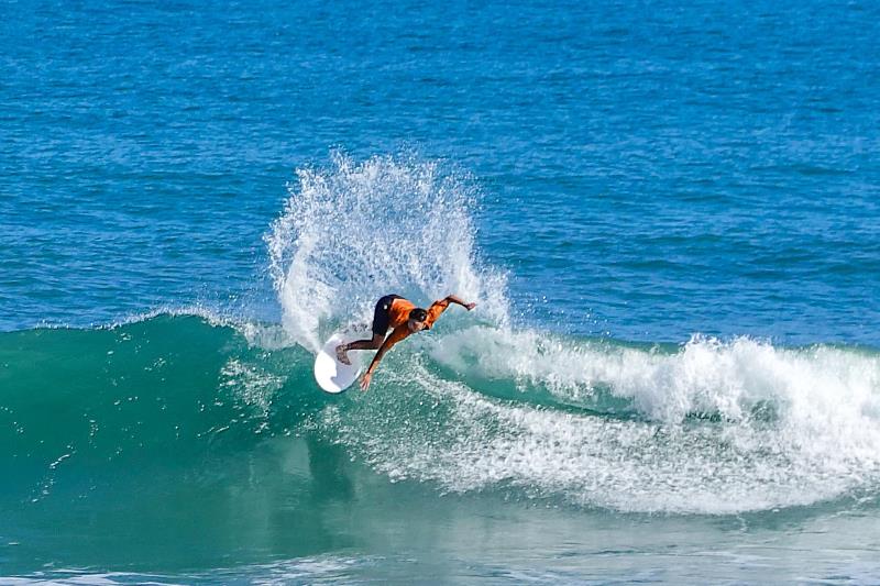 「2022臺灣國際衝浪公開賽」今盛大開幕 饒慶鈴歡迎130位浪人激戰臺東金樽