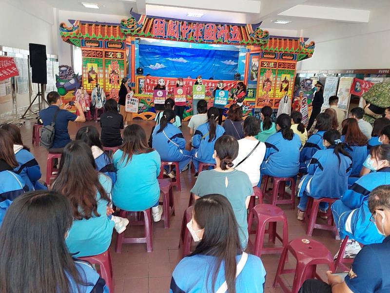 「無毒有偶 反毒掌握你我」校園布袋戲、反毒劇表演宣導
