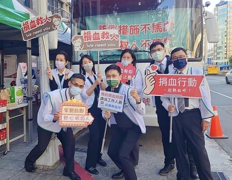 信義房屋松江南京店讓捐血活動成為信義房屋的熱血優良傳統。