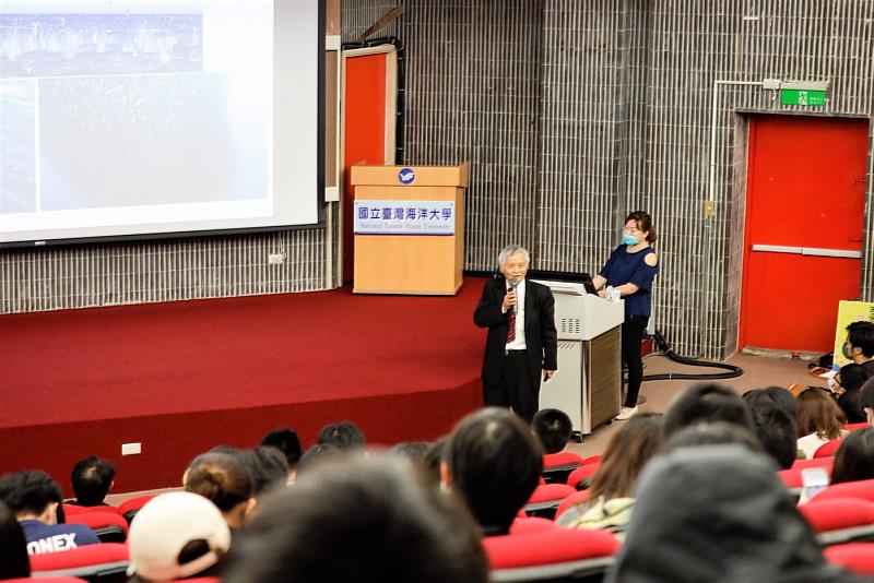 李國添講座教分享了許多日本深層海水產業的發展與運用