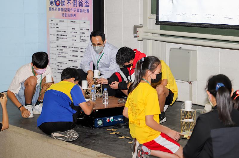 屹立不搖! 嘉義縣不倒翁盃麵條抗震模型比賽-3