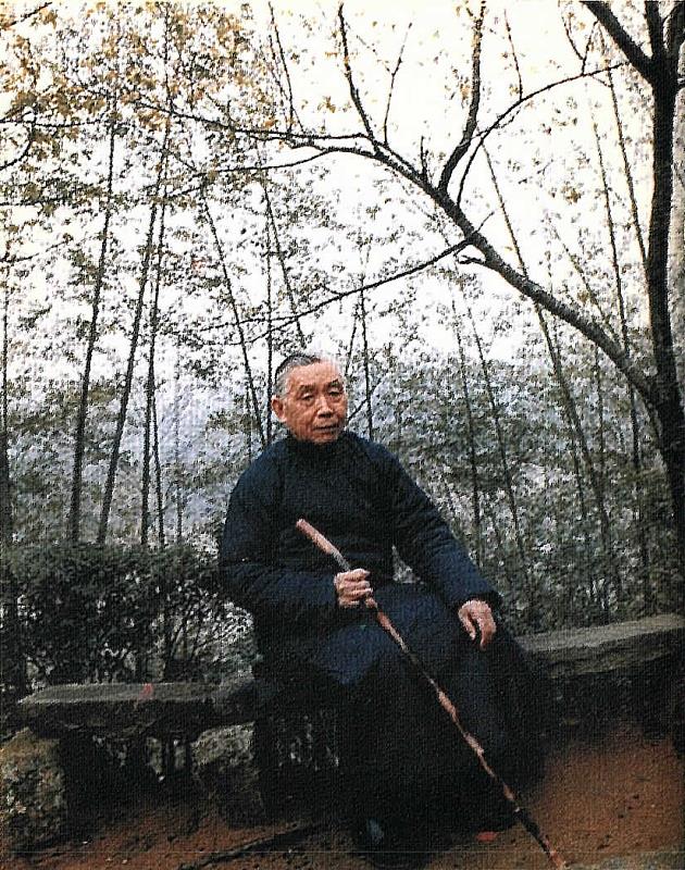 呂佛庭獨照（國立歷史博物館檔案）