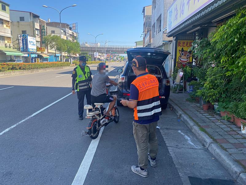 微型電動二輪車新制上路7大重點  防制交通事故 屏警祭出6大策略