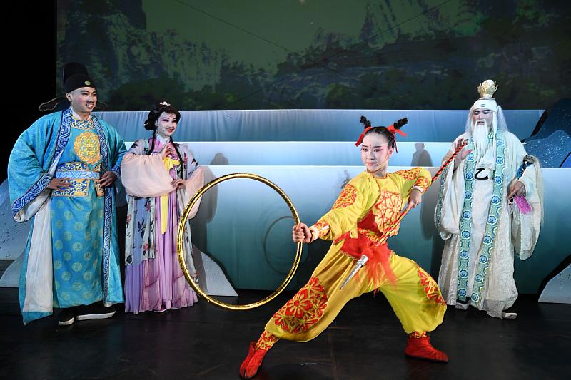 紙風車劇團『哪吒鬧龍宮』12/16屏東千禧公園戶外演出