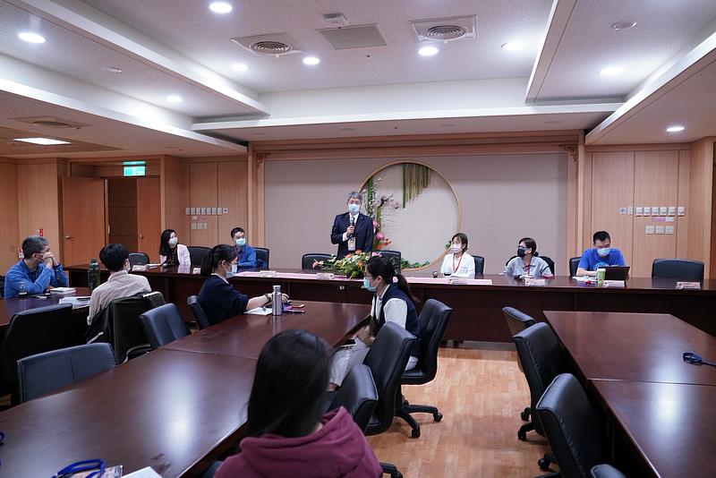 來自宜花東各院主管代表致詞及各院講師於本活動分享創意教學經驗，包括門諾醫院醫事教育中心鄭金鳳主任、國立陽明交通大學附設醫院護理部王卿凌督導、衛生福利部玉里醫院教研室余權訓主任、羅東聖母醫院教研部陳奕志副主任。