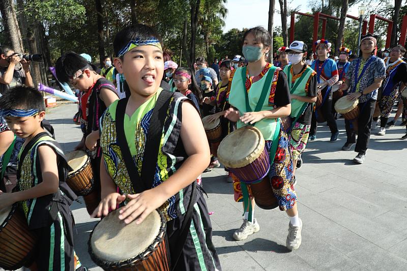 新港奉天宮國際媽祖文化節千人藝起踩街