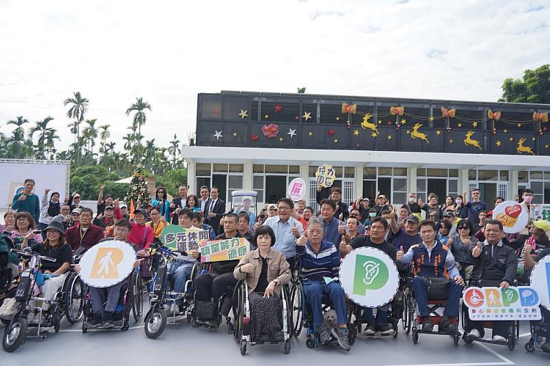 全國首創「屏東縣身心障者培力園區」今日誕生！ 竹田鄉鳳明分班重獲新生