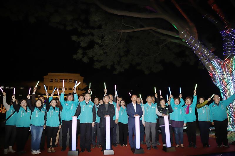 迎接2023 「希望之樹」點燈祈福