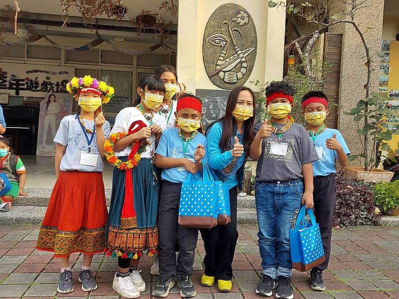 全國原鄉首座! 長榮百合國小獲環保署臺美生態學校綠旗認證