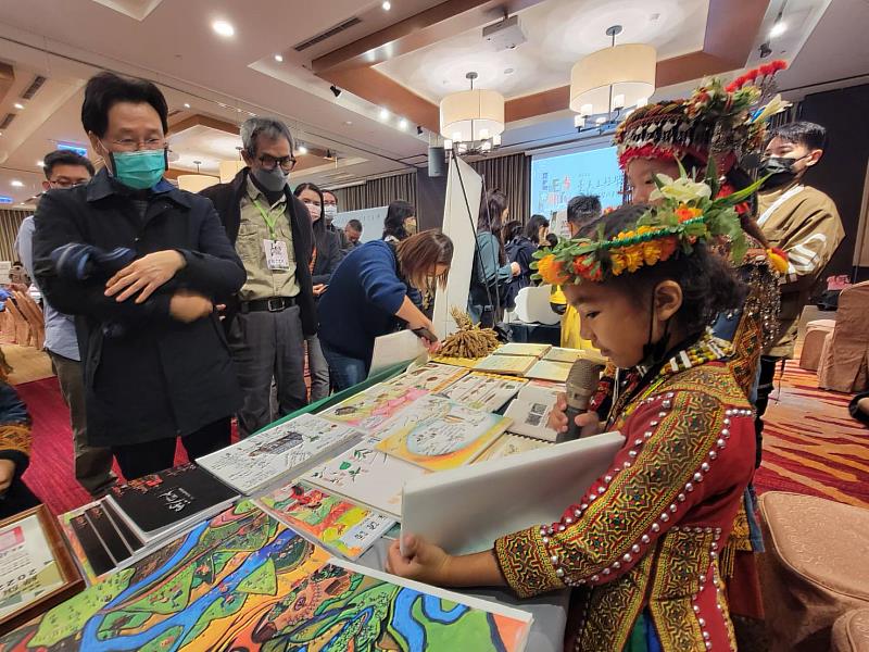 全國原鄉首座! 長榮百合國小獲環保署臺美生態學校綠旗認證