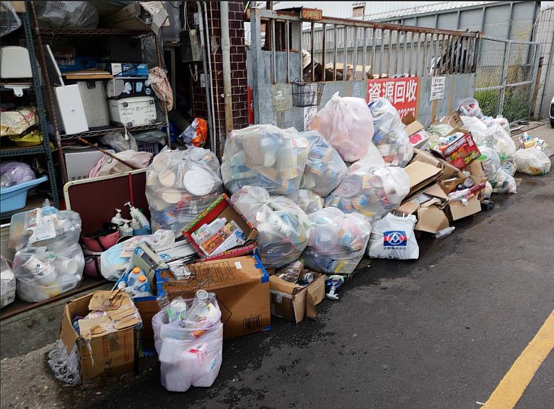 除舊布新迎接2023 臺東環保局籲大掃除配合垃圾及資源回收分類清運 隨意棄置最高罰6千元