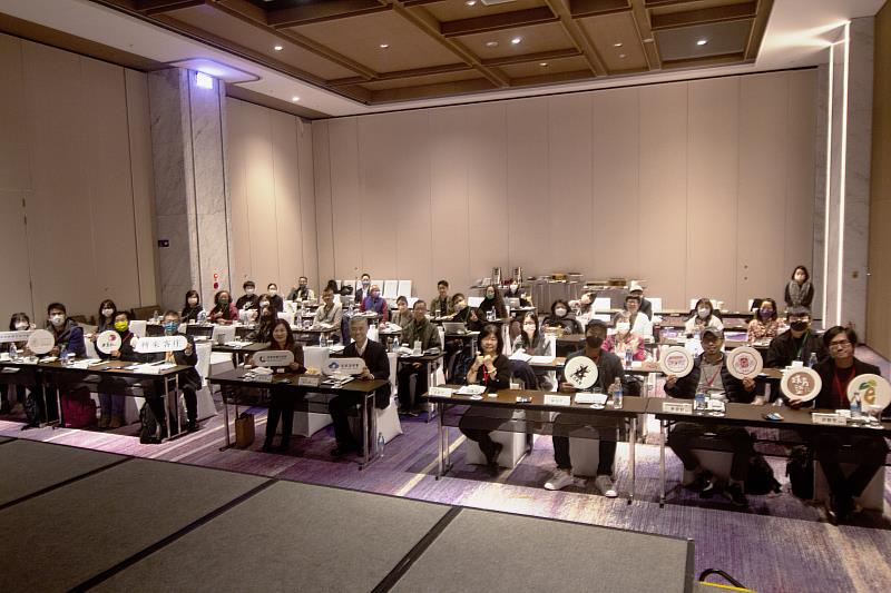 客委會表示，辦理「客庄移居及地方創生論壇」是希望藉由地方創生推動有成的專家，將其推動心路歷程與經驗濃縮成精華，不藏私地分享給大家。