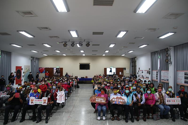 臺東縣績優文健站今頒獎 饒慶鈴:縣府推動歌謠採集發揚傳統文化 打造南島文化首都