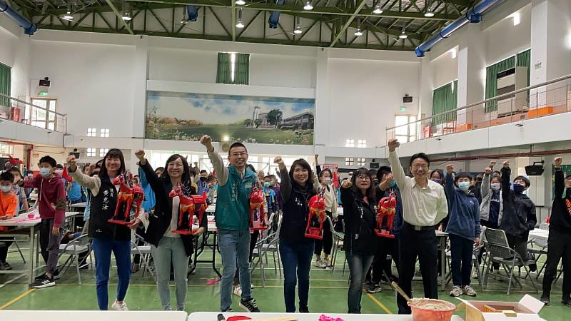 傳承民俗文化！人發所、圓山宮、鹿草國小辦課程盼延續「放火馬」儀式